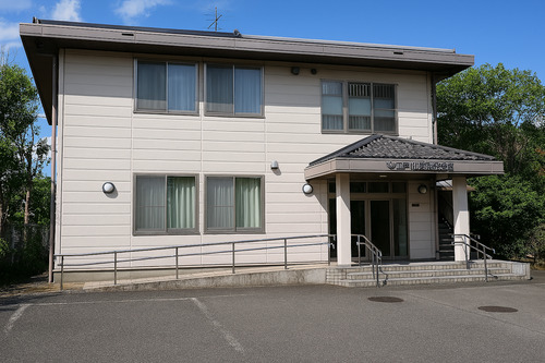 椿中央会館