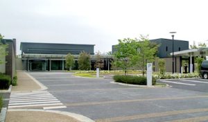 埼葛斎場 外観