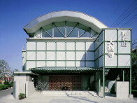 大経寺葬儀場 外観