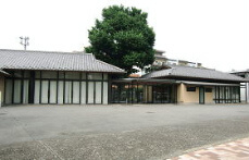 天妙国寺鳳凰会館 外観