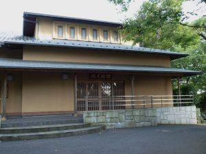影向寺 外観