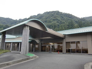愛川聖苑 外観