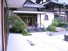正覚院会館 外観