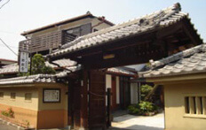 西教寺 外観